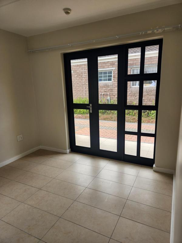 To Let 1 Bedroom Property for Rent in Diep River Western Cape